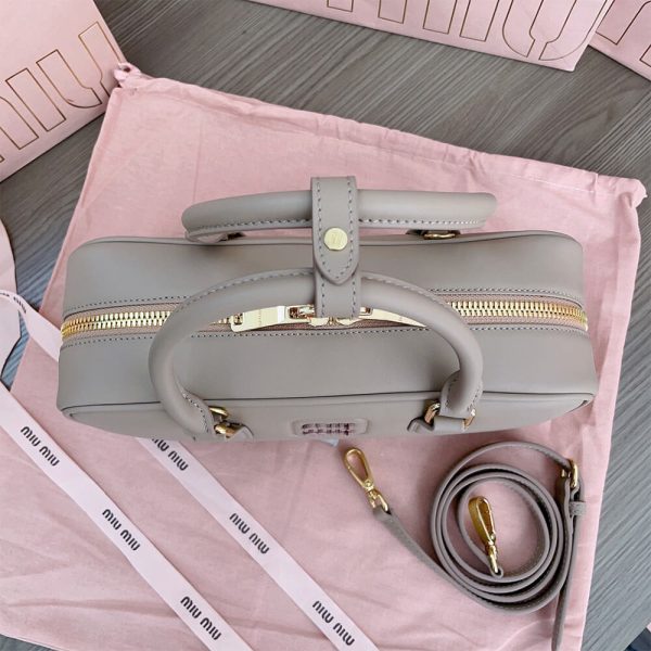 MIUMIU Large Arcadie Leather Bag(HIGH-END GRADE) - Image 6
