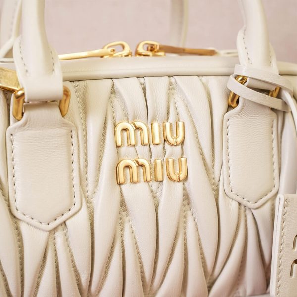 MIUMIU Medium Arcadie matelasse nappa Bag(HIGH-END GRADE) - Image 6