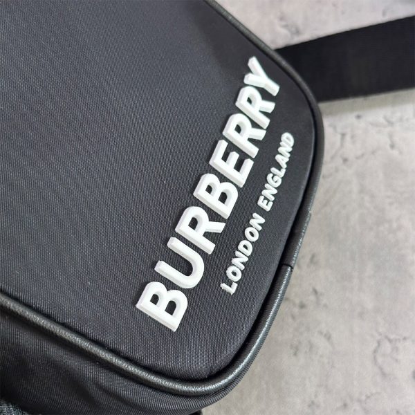 Burberry Vertical Paddy Bag - Image 6