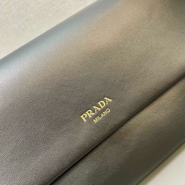 Prada Medium leather shoulder bag (HIGH-END GRADE) - Image 6