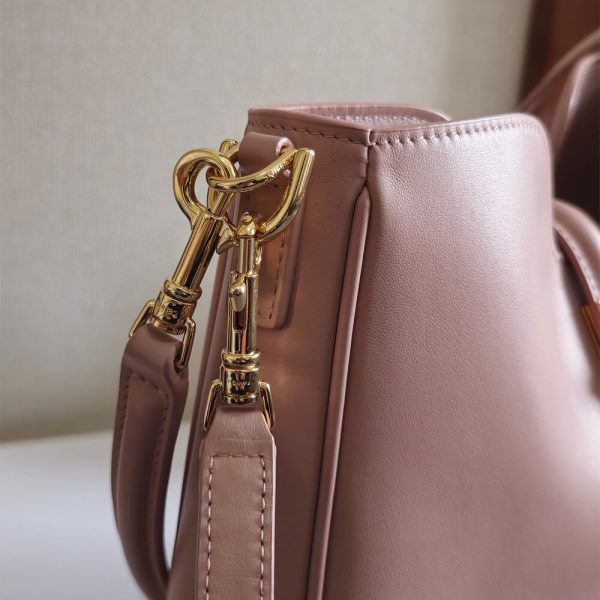 CELINE SMALL CAMILLE 16 SOFT BAG IN SMOOTH CALFSKIN(HIGH-END GRADE) - Image 6