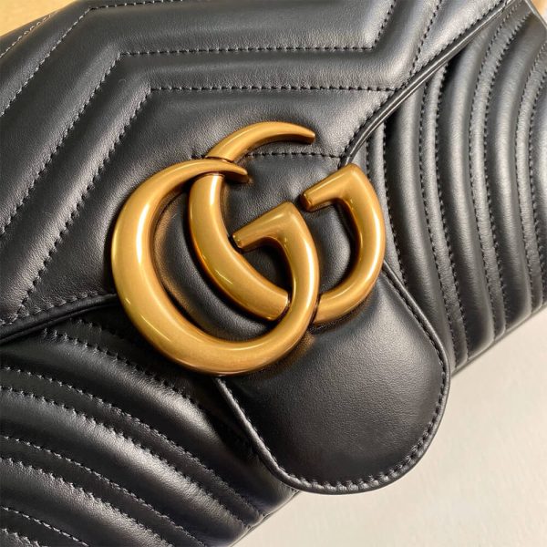 GG Marmont medium matelasse shoulder bag - Image 6