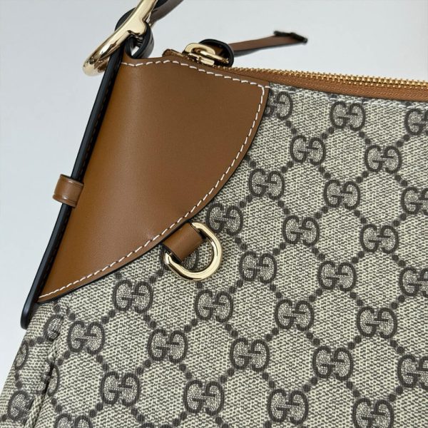 GG Emblem medium shoulder bag - Image 6