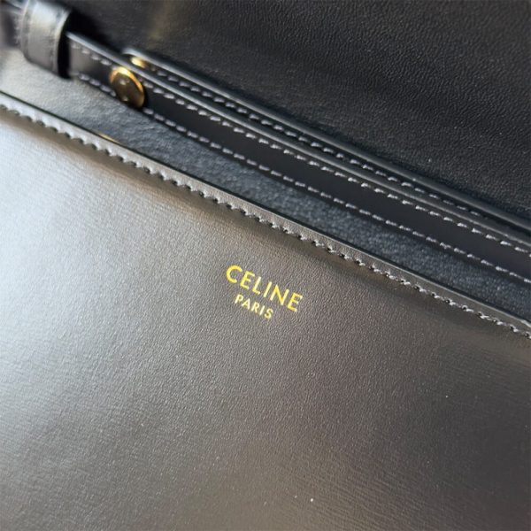 WALLET ON CHAIN MARGO in Shiny calfskin(HIGH-END GRADE) - Image 7