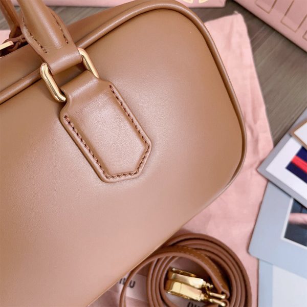 MIUMIU Large Arcadie Leather Bag(HIGH-END GRADE) - Image 7