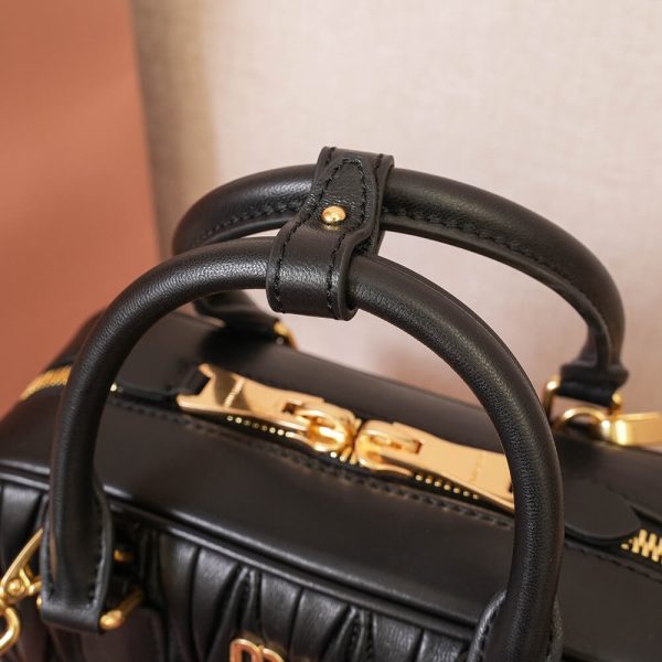 MIUMIU Medium Arcadie matelasse nappa Bag(HIGH-END GRADE) - Image 7