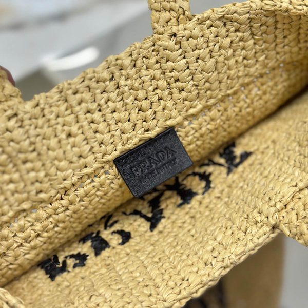 Prada Small crochet tote bag(high-end Grade) - Image 7