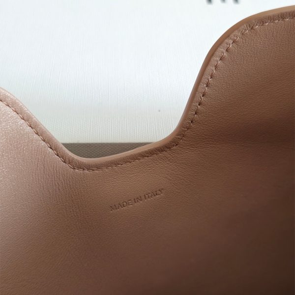 CELINE SMALL CAMILLE 16 SOFT BAG IN SMOOTH CALFSKIN(HIGH-END GRADE) - Image 7