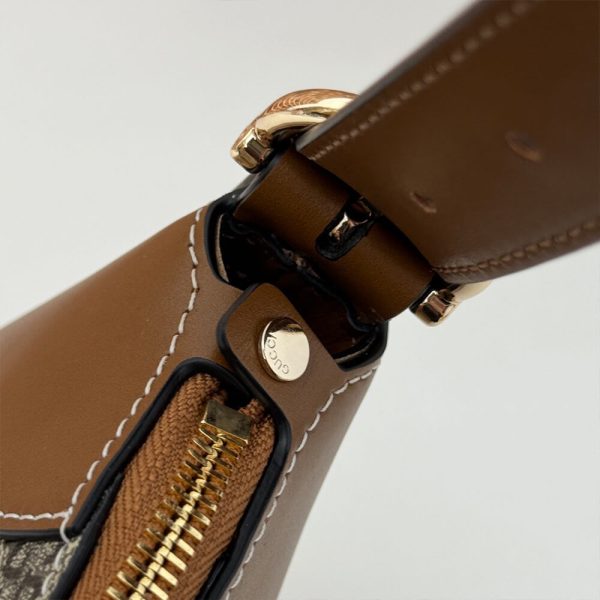 GG Emblem medium shoulder bag - Image 7