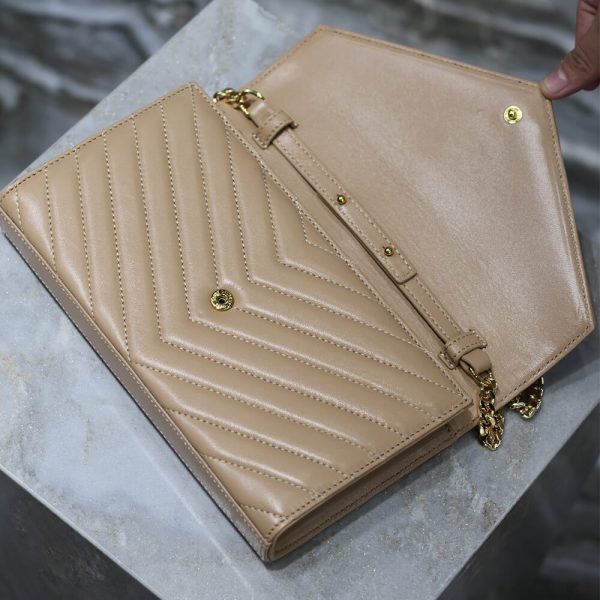 YSL cassandre chain wallet in lambskin - Image 7