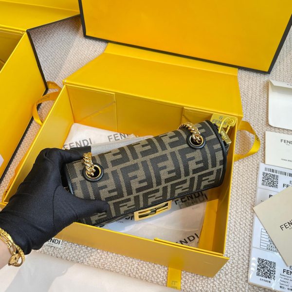 Fendi Baguette Chain Midi - Image 7