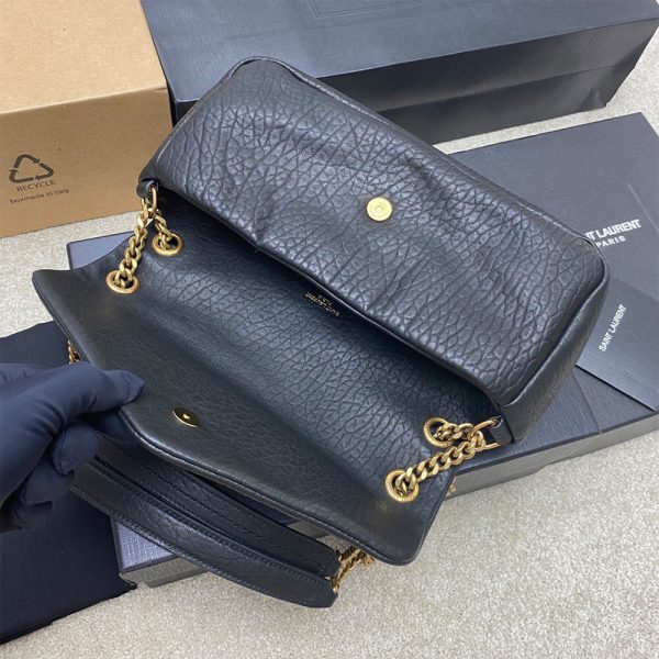 YSL calypso medium in grained lambskin - Image 8