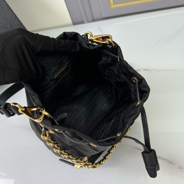 Prada Re-Edition 1995 Chaîne Re-Nylon shoulder bag(HIGH-END GRADE) - Image 8