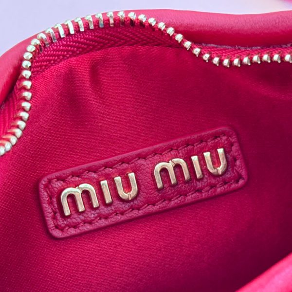 Mini Wander matelasse nappa leather hobo bag(high-end grade) - Image 8