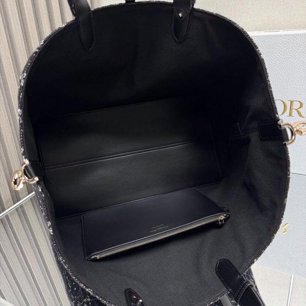 Large Dior Toujours Bag - Image 8