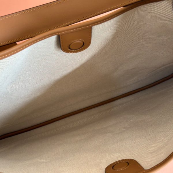 Gucci B medium shoulder bag - Image 8