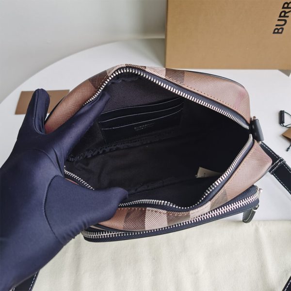 Burberry Paddy Bag - Image 8