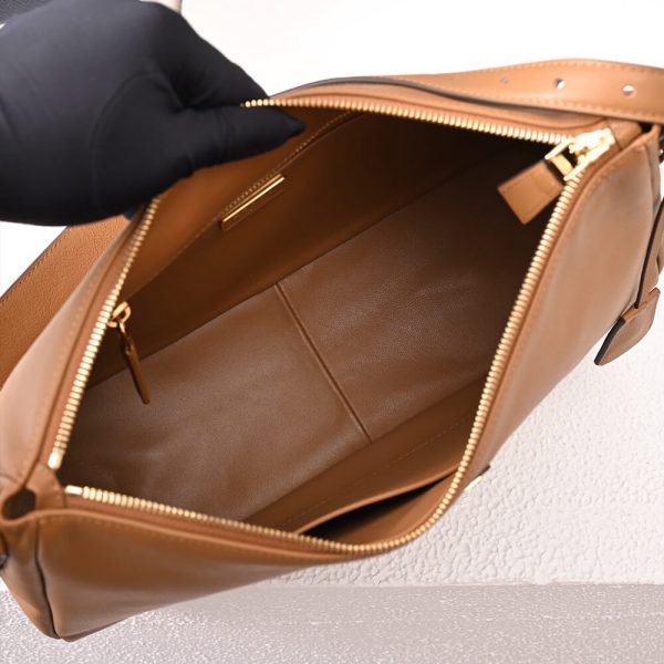 Prada Aimee large leather shoulder bag - Image 8
