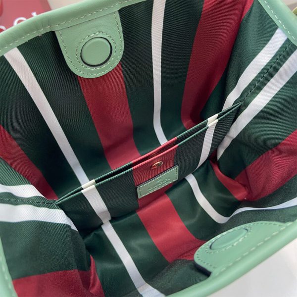 GG Emblem mini bucket bag - Image 8