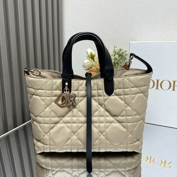 Medium Dior Toujours Bag - Image 8