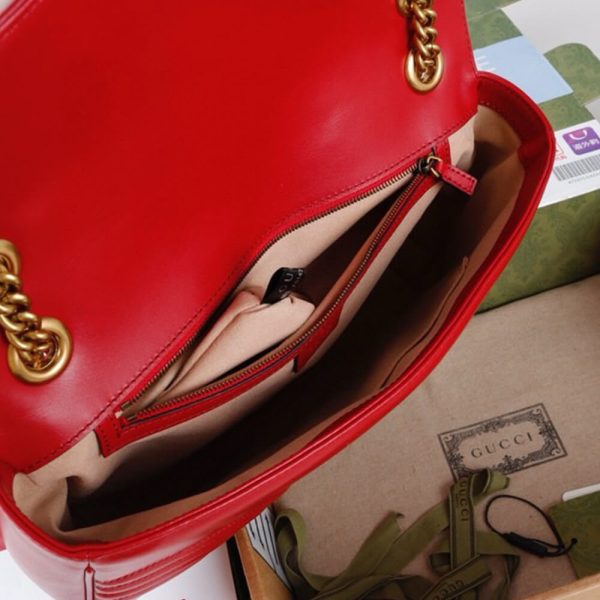 GG Marmont medium matelasse shoulder bag - Image 8