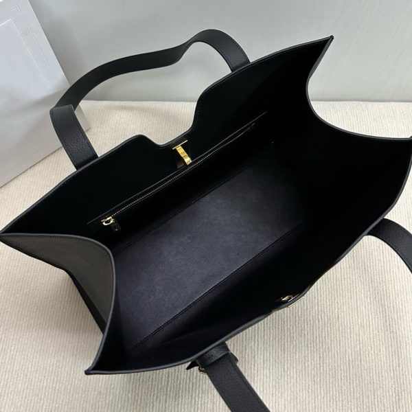 CELINE CABAS 16 IN SUPPLE GRAINED CALFSKIN - Image 8