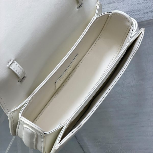 Small 30 Montaigne Avenue Top Handle Bag - Image 8
