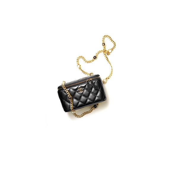Chanel VANITY WITH CHAIN