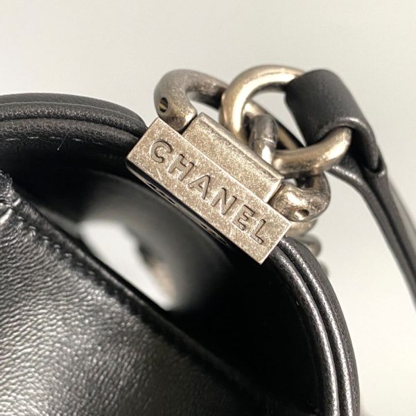 BOY CHANEL HANDBAG(TAX-FREE GRADE) - Image 14