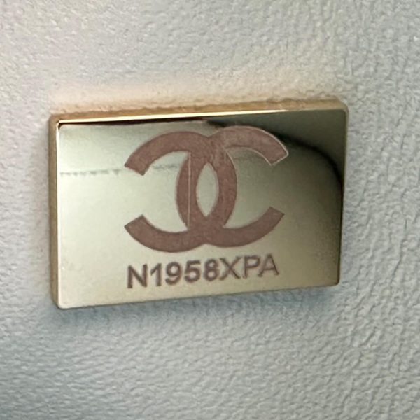 CHANEL Classic Flap Handbag - Image 8