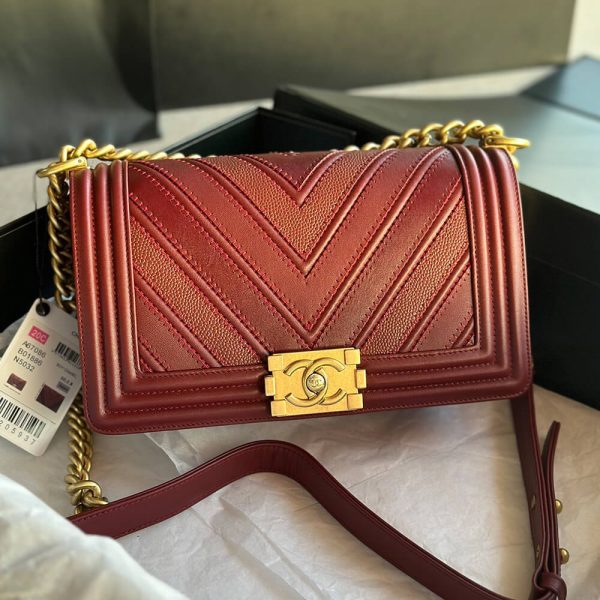 Chevron Boy Chanel Handbag - Image 2