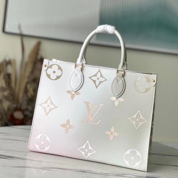 LV ONTHEGO MM - Image 2
