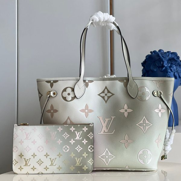 Louis Vuitton Neverfull MM - Image 2