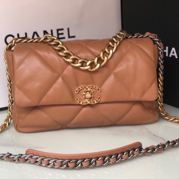 CHANEL 19 Large Bag - Image 2