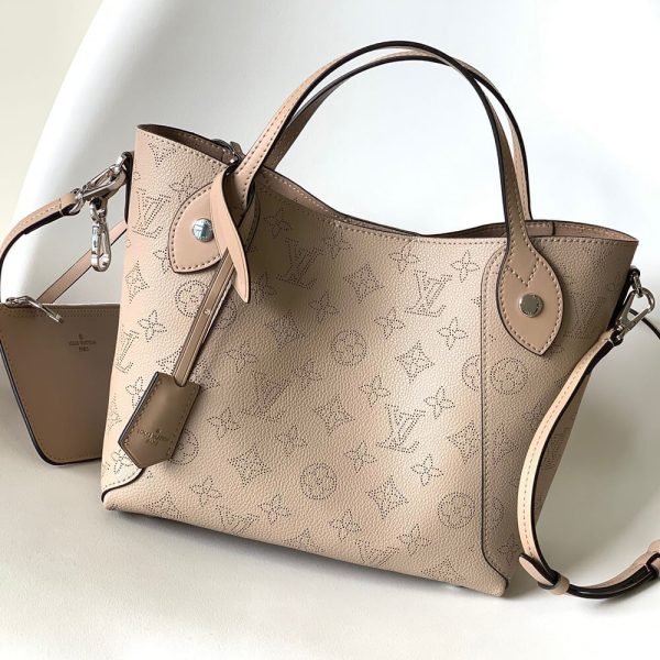 LV Hina PM - Image 2