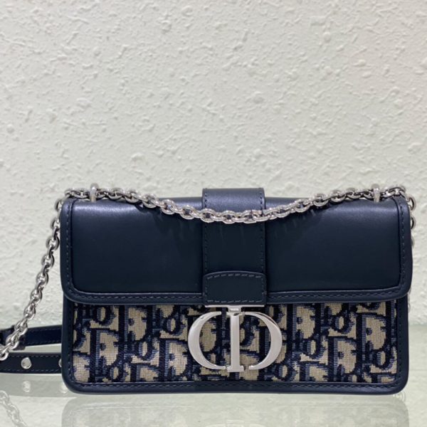 Dior 30 Montaigne East-West Bag with Chain - Image 2