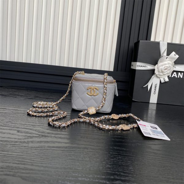 CHANEL Small Vanity with Chain(HIGH-END GRADE) - Image 2
