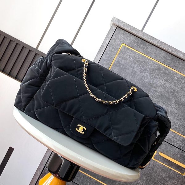 CHANEL COCO NEIGE HANDBAG - Image 2