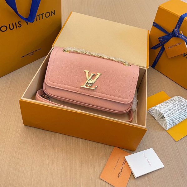 LV LockMe Chain Bag East West - Image 2
