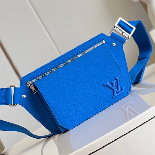LV Takeoff Slingbag - Image 2