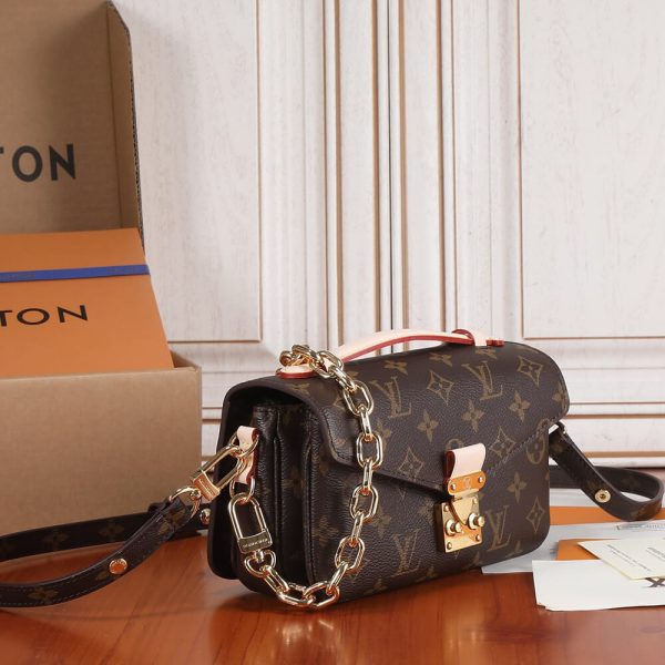 LV POCHETTE METIS EAST WEST - Image 3