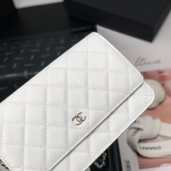 CHANEL Wallet On Chain - Image 3