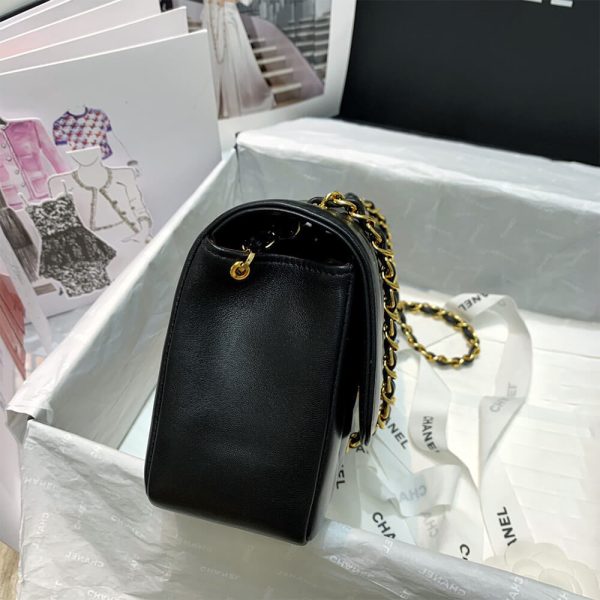 Chanel Vintage Small Diana Flap Bag - Image 3