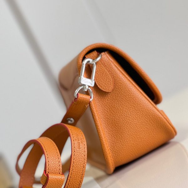 LV Buci - Image 3