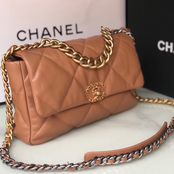 CHANEL 19 Large Bag - Image 3