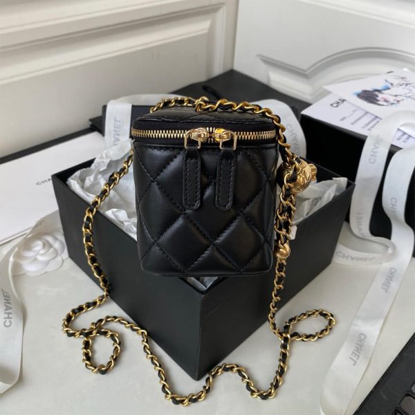 Chanel VANITY WITH CHAIN - Image 3