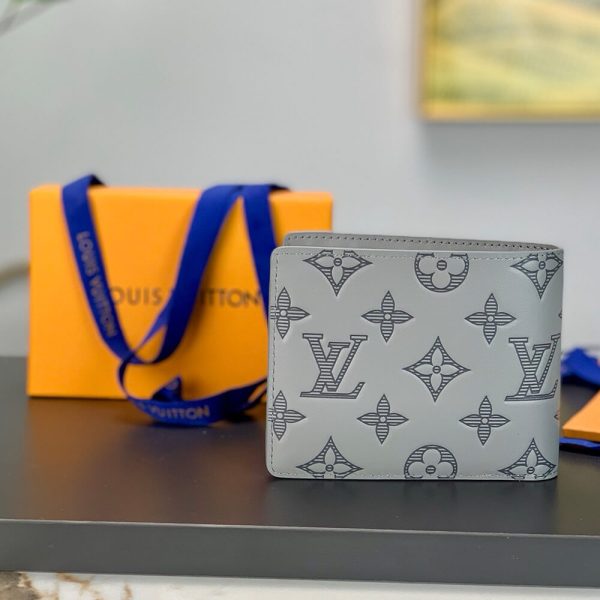 LV Multiple Wallet - Image 3
