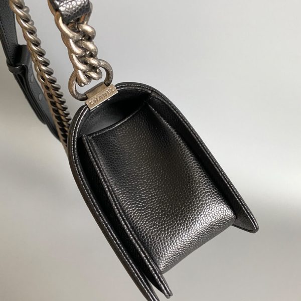 BOY CHANEL HANDBAG(TAX-FREE GRADE) - Image 3