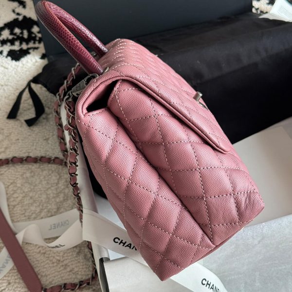 CHANEL Large Flap Bag With Top Handle(high-end grade) - Image 3