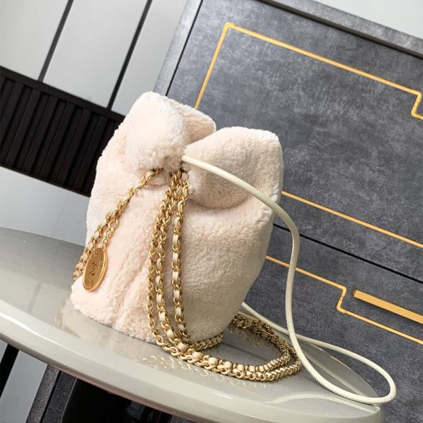 CHANEL 22 MINI HANDBAG - Image 3